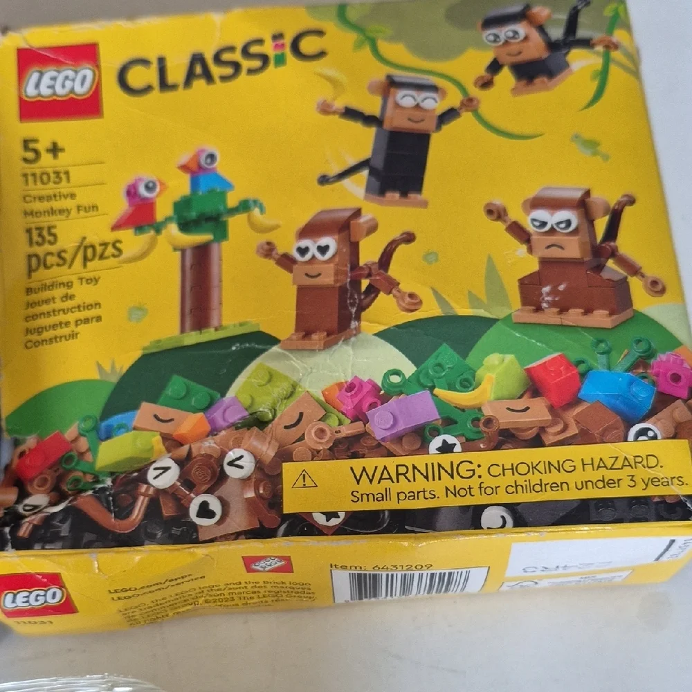 Lego 60428 Space Construction, 11031 Monkey Fun With Batman 30653.New